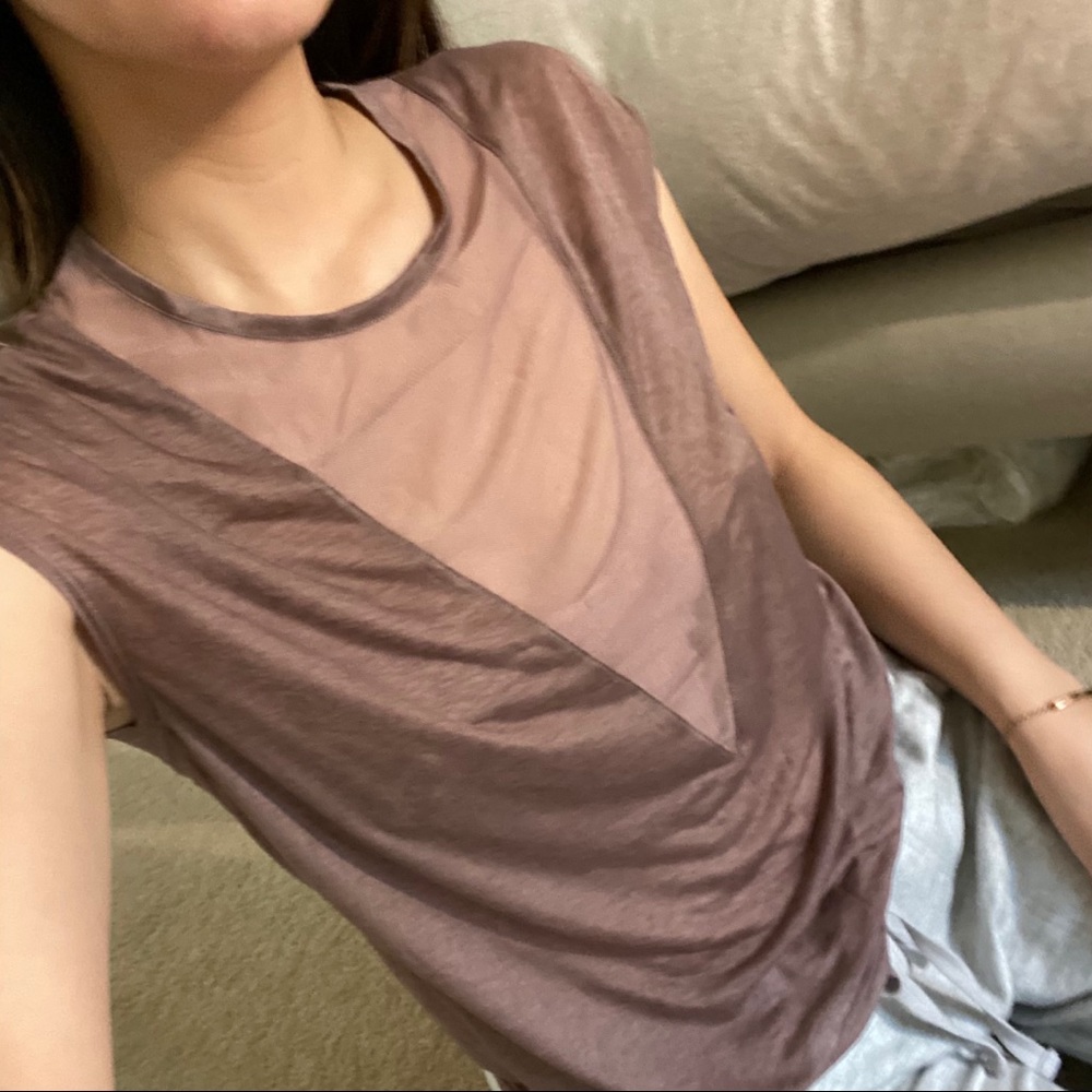 Alo mauve tee